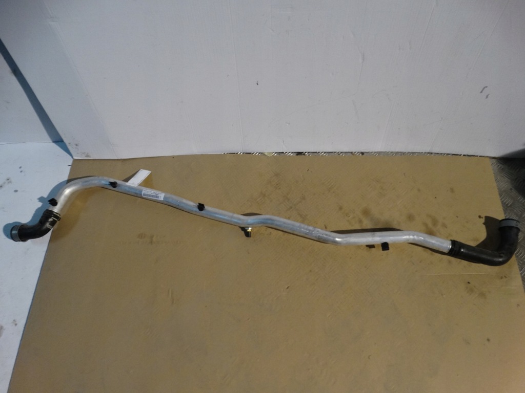 Купити Idealny шланг води porsche 981 1