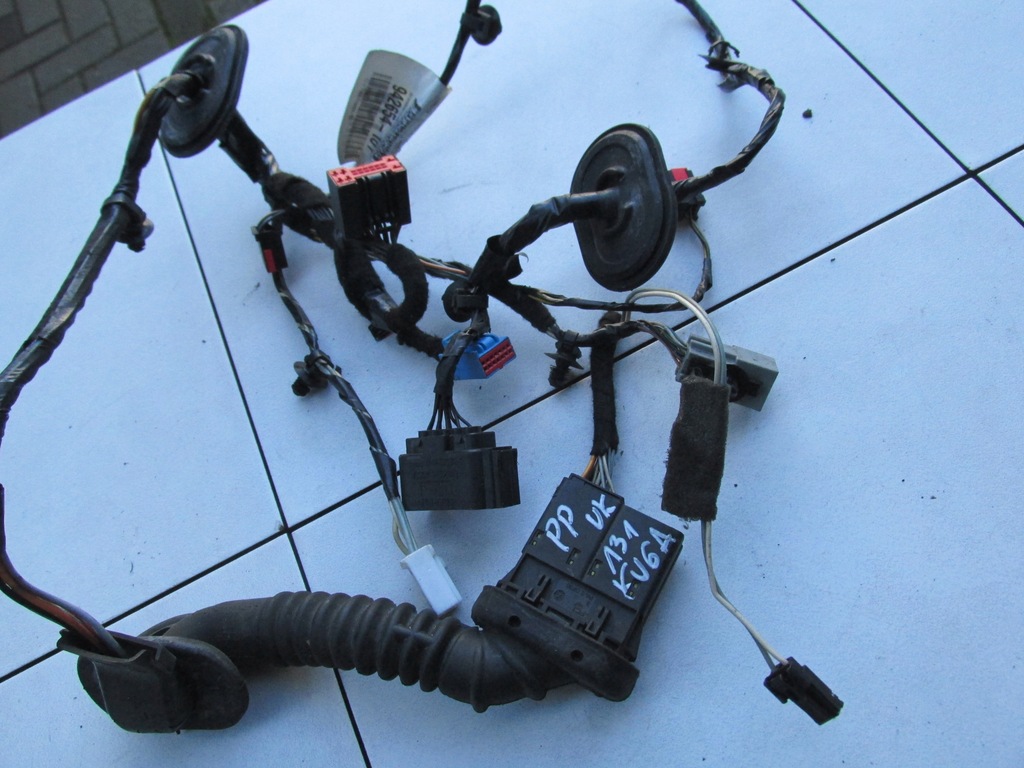 фото №3, Джгут двері перед права anglik kuga mk1 2008-2012 rok