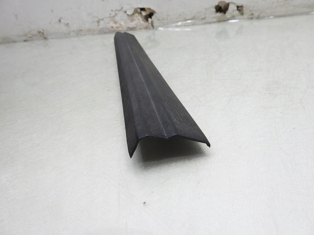 фото №3, Молдинг накладка порог левый перед mercedes w212