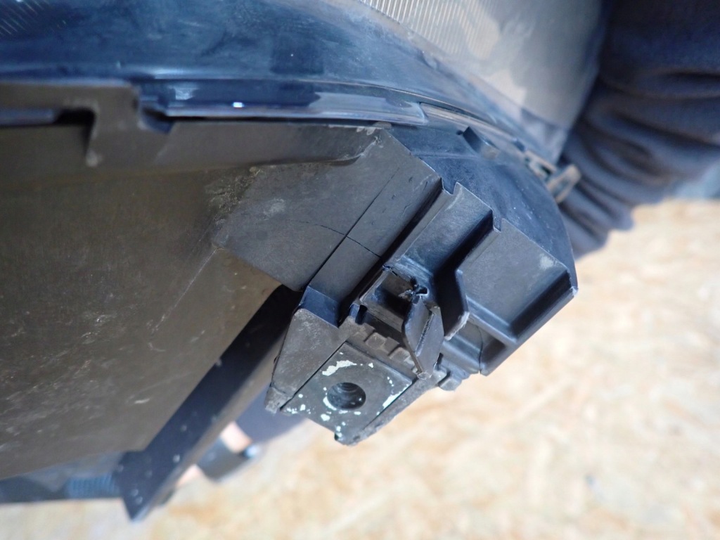 Фара правый лампа правая renault express van 2021- 260105660r с Разборки