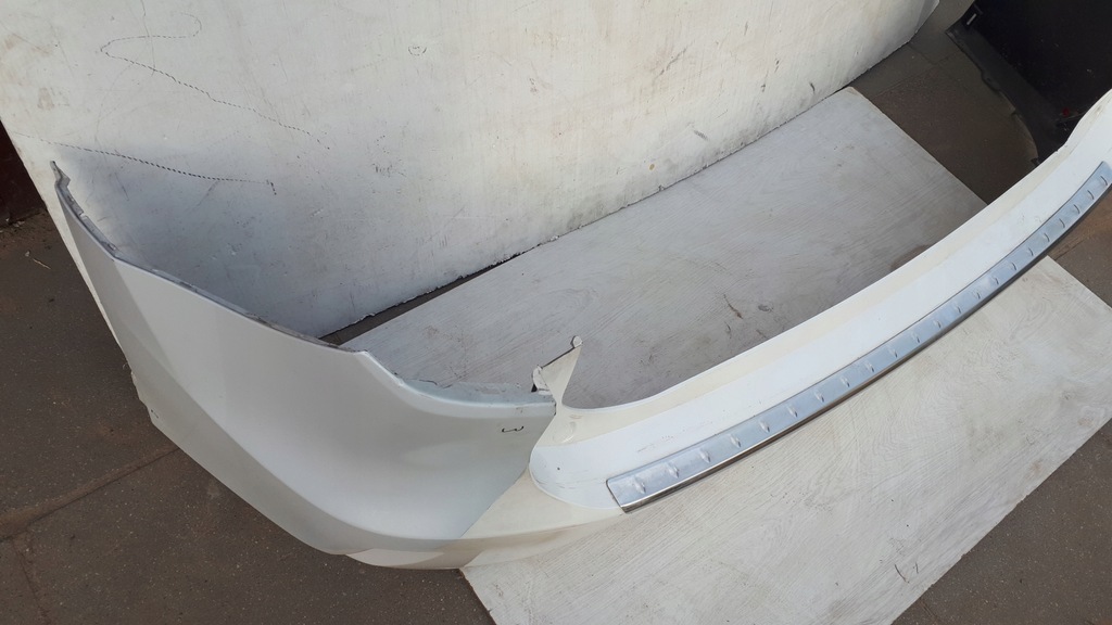 фото №10, Lexus rx 450h 350 iv 15-19 бампер задній відбивач