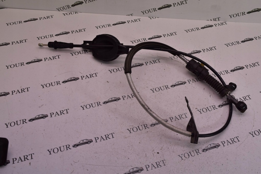 Bmw x1 f48 f49 2016 трос переключения передач Киев