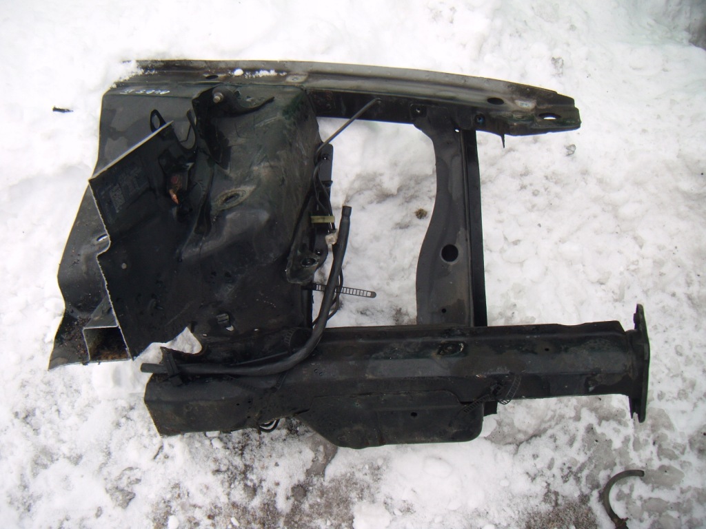 Купити Audi a4 b5 94-01 лонжерон рама підкрилок чверть - ліва передня