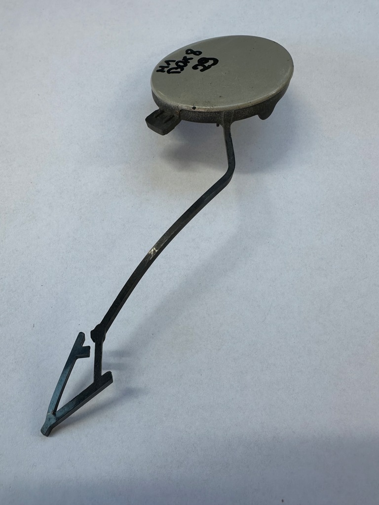 фото №1, Vw touareg заглушка фаркоп бампера перед 760807156