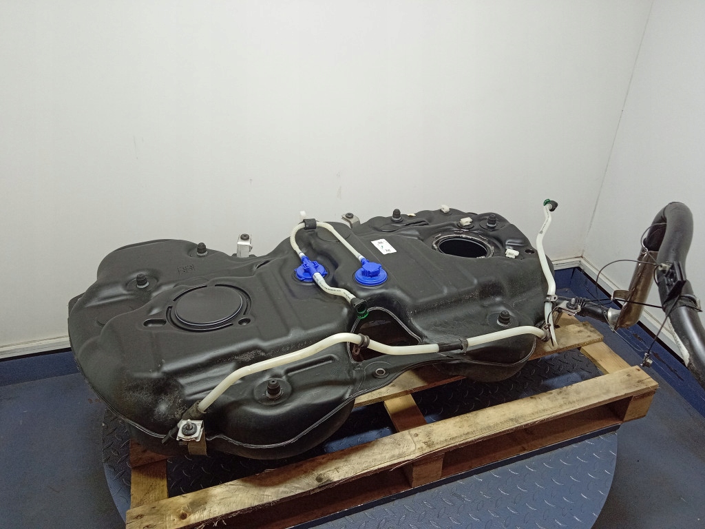 фото №6, Mercedes gls x167 400d 2.9 бак bak топлива a1674705200