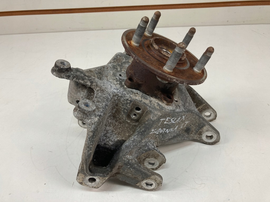 фото №6, Поворотний кулак ліва задня tesla x