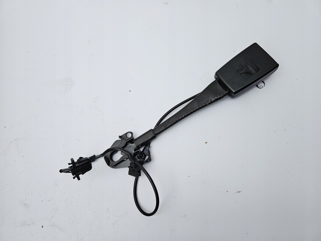 фото №1, Клипса замок поперечина левая правая audi a6 c7 4g a7 a4 b8