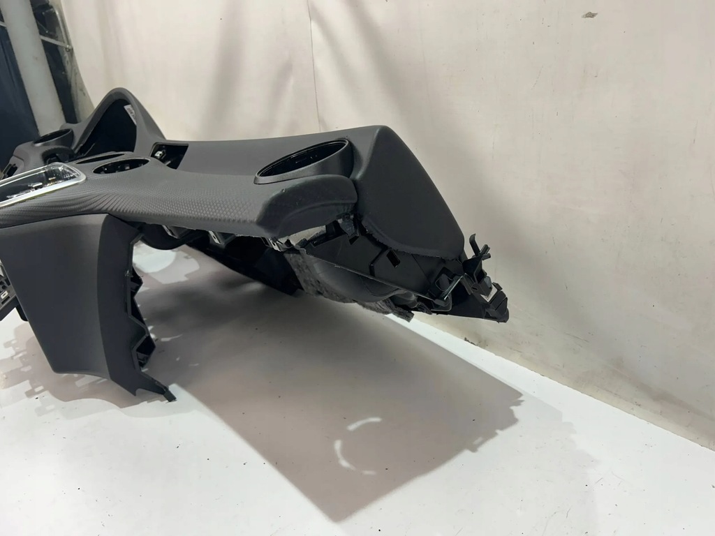 фото №12, Mercedes-benz a-klassa w176 приборная панель приборная консоль