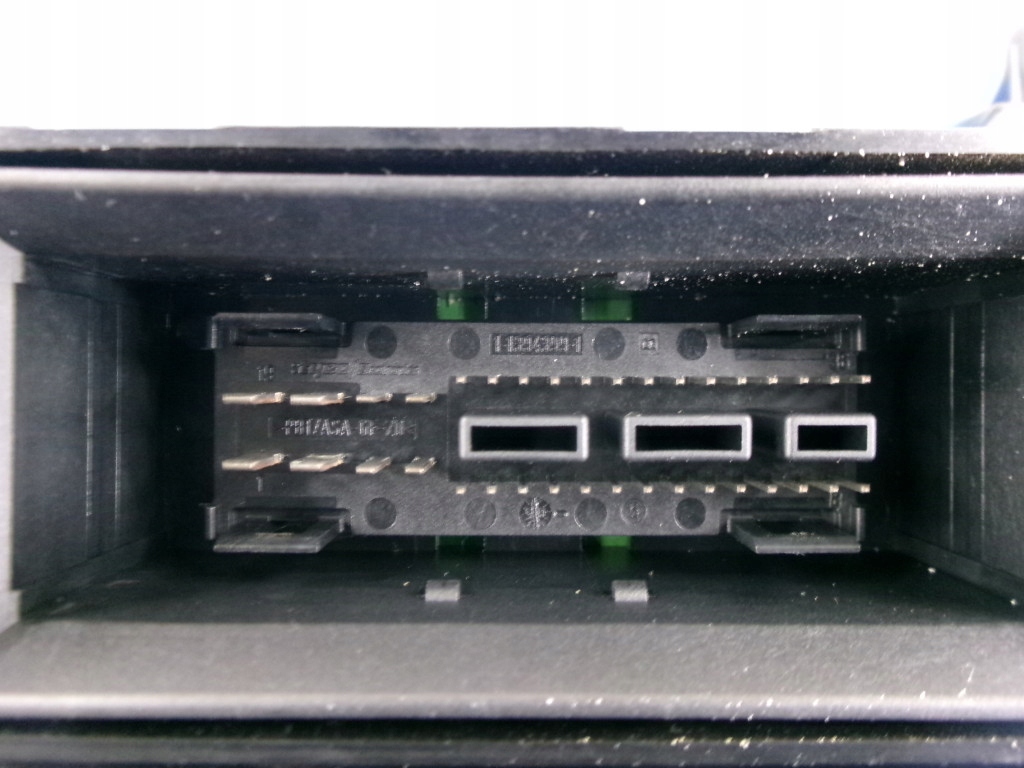 фото №8, Seat toledo iii 2.0tdi счетчик приборы 5p0920840a 348tys