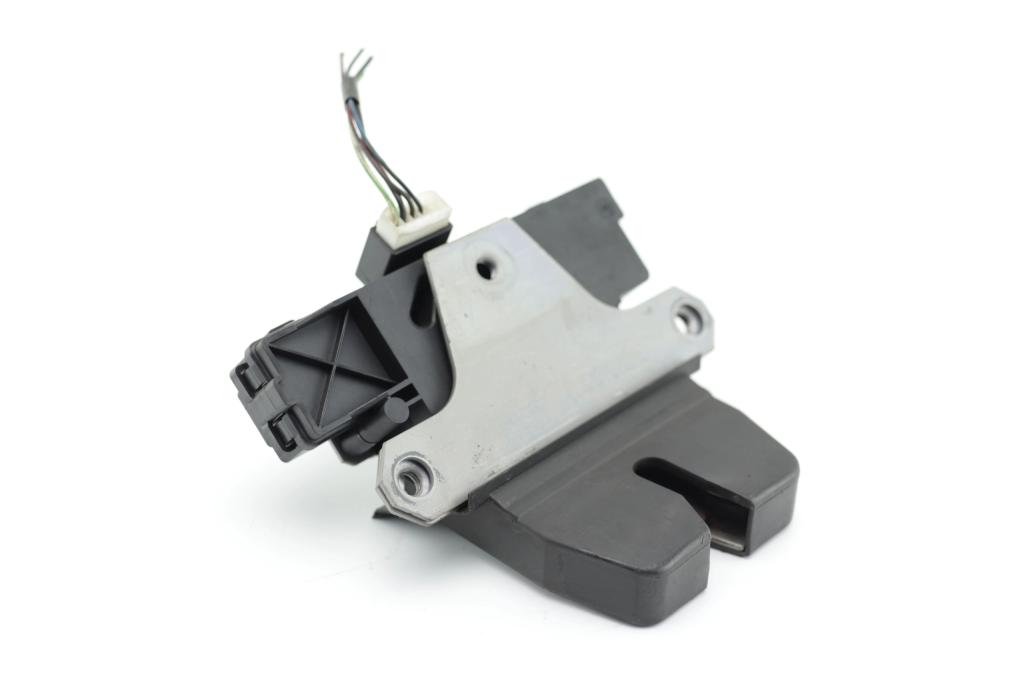 Замок кришки багажника ford c-max 2003-2006 2.0 tdci 4 pin 3m51-r442a66-ap Доставка