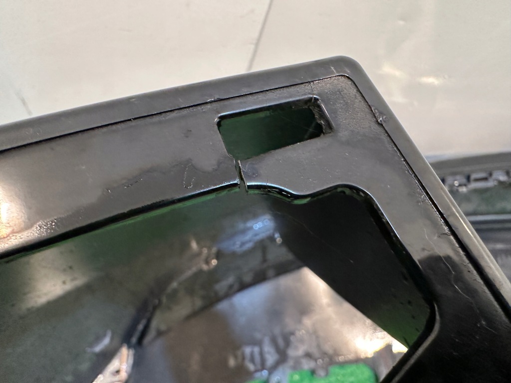 Tesla model y бампер задня задній 1540121-01-e Недорого