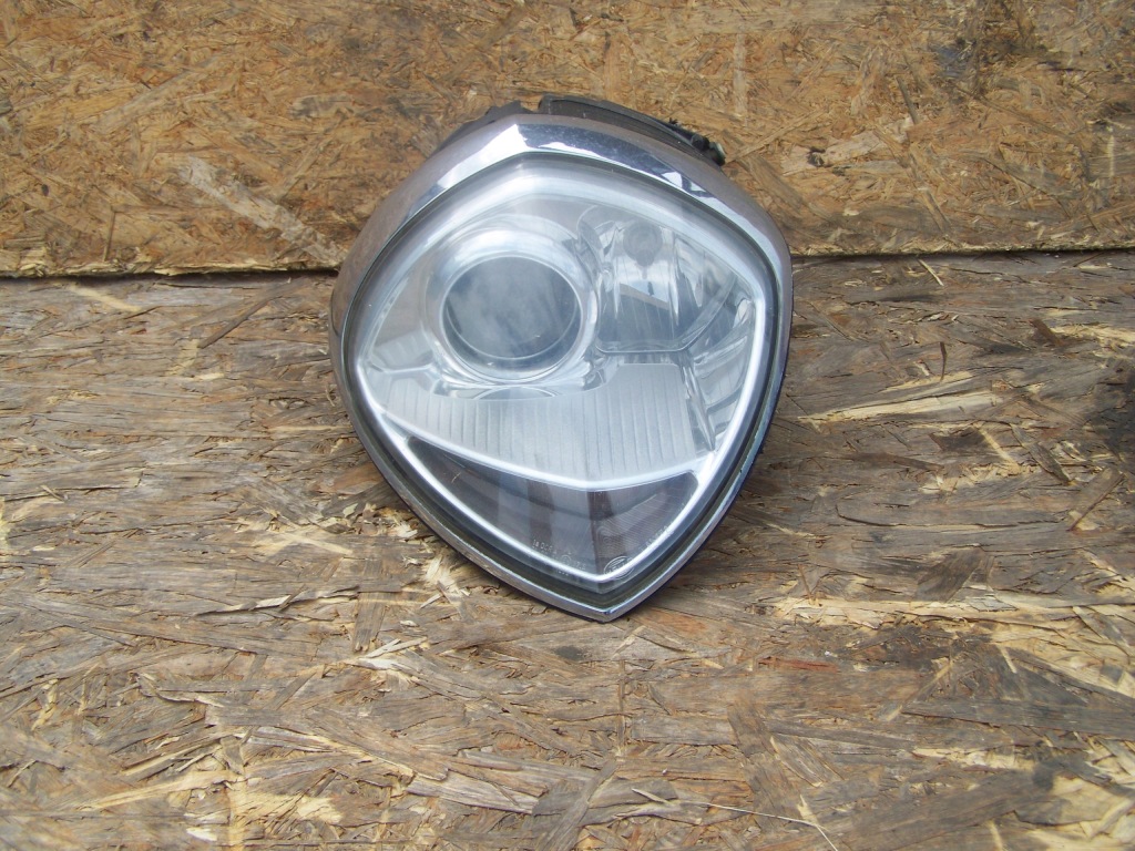 фото №1, Лампа права lancia thesis ксенон europa