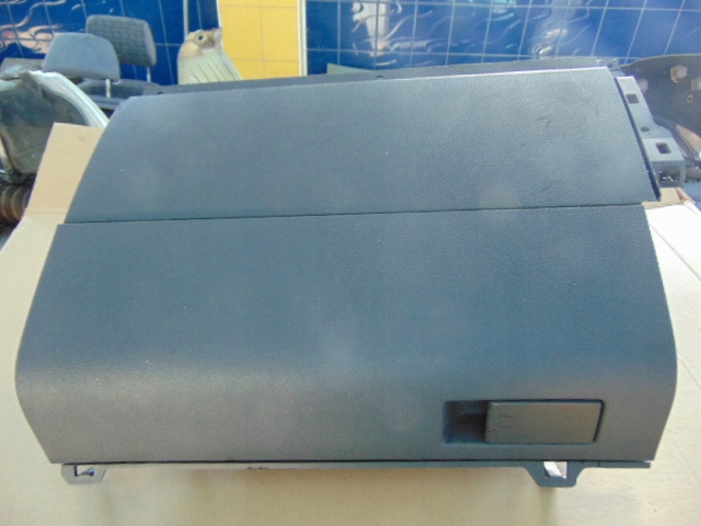 фото №1, Volkswagen touran бардачок