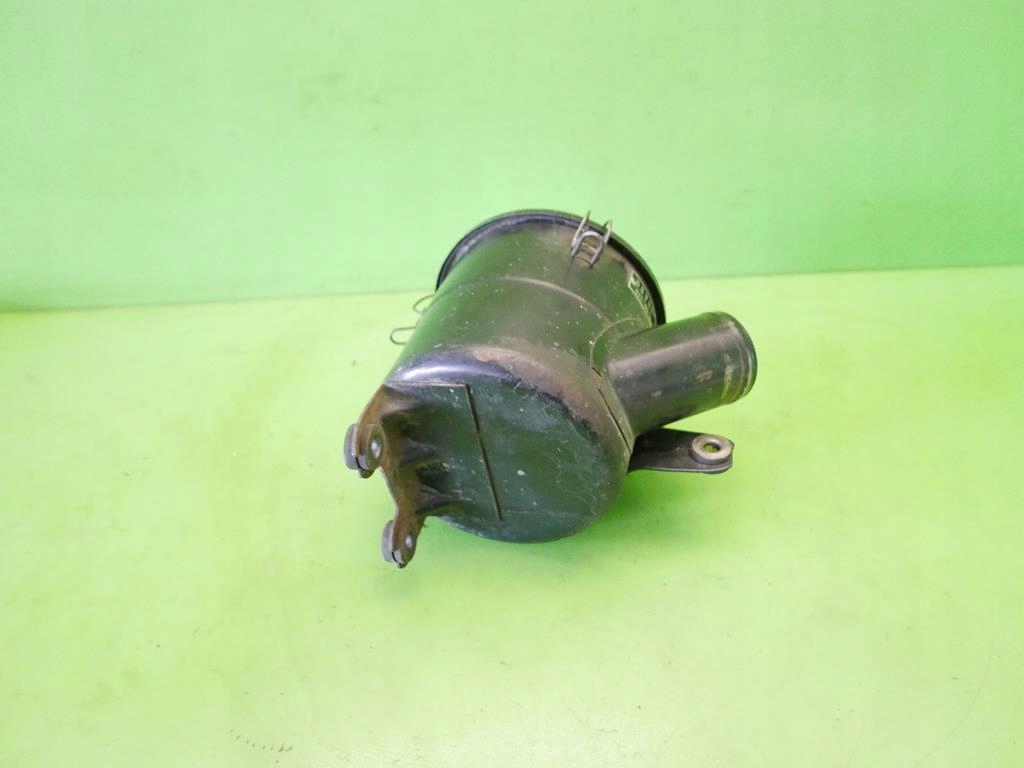 фото №8, Корпус фильтра воздуха nissan sunny b11 1.7d 82-