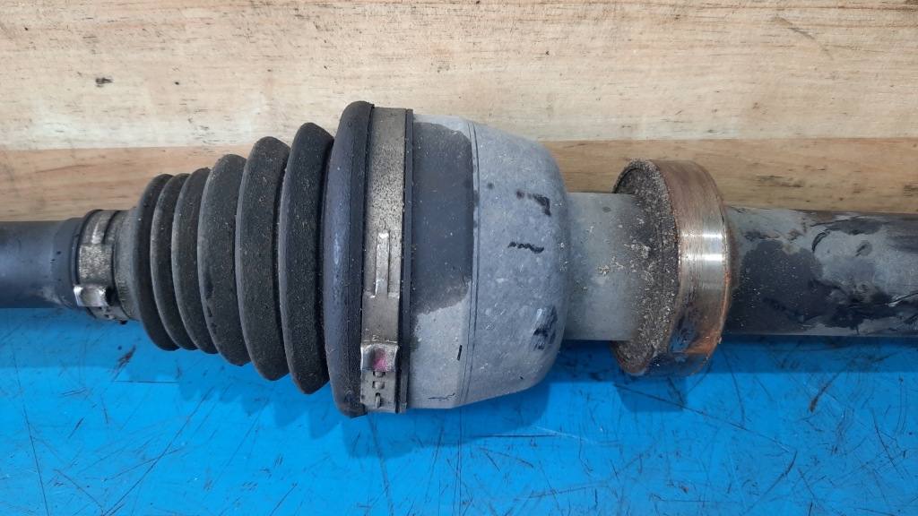 фото №5, Приводной вал правая 6g9n-3b436-ce volvo v60 2.0 d3