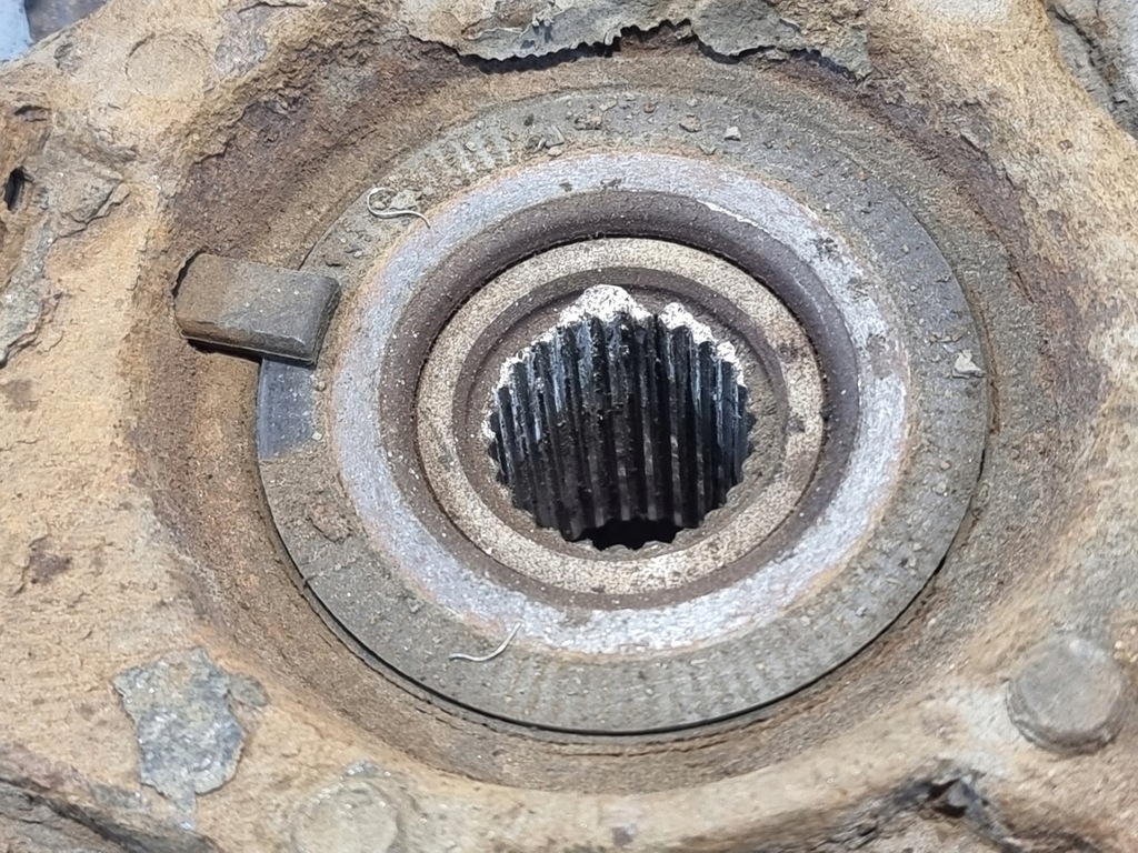 фото №10, Поворотный кулак суппорт левый перед alfa romeo 156 1.9 jtd 77kw 99r