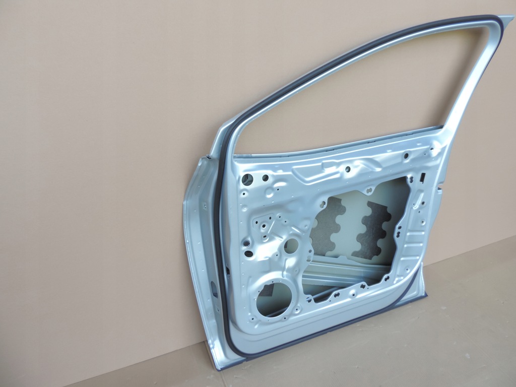 фото №11, Vw id5 id 5 правое передние дверь