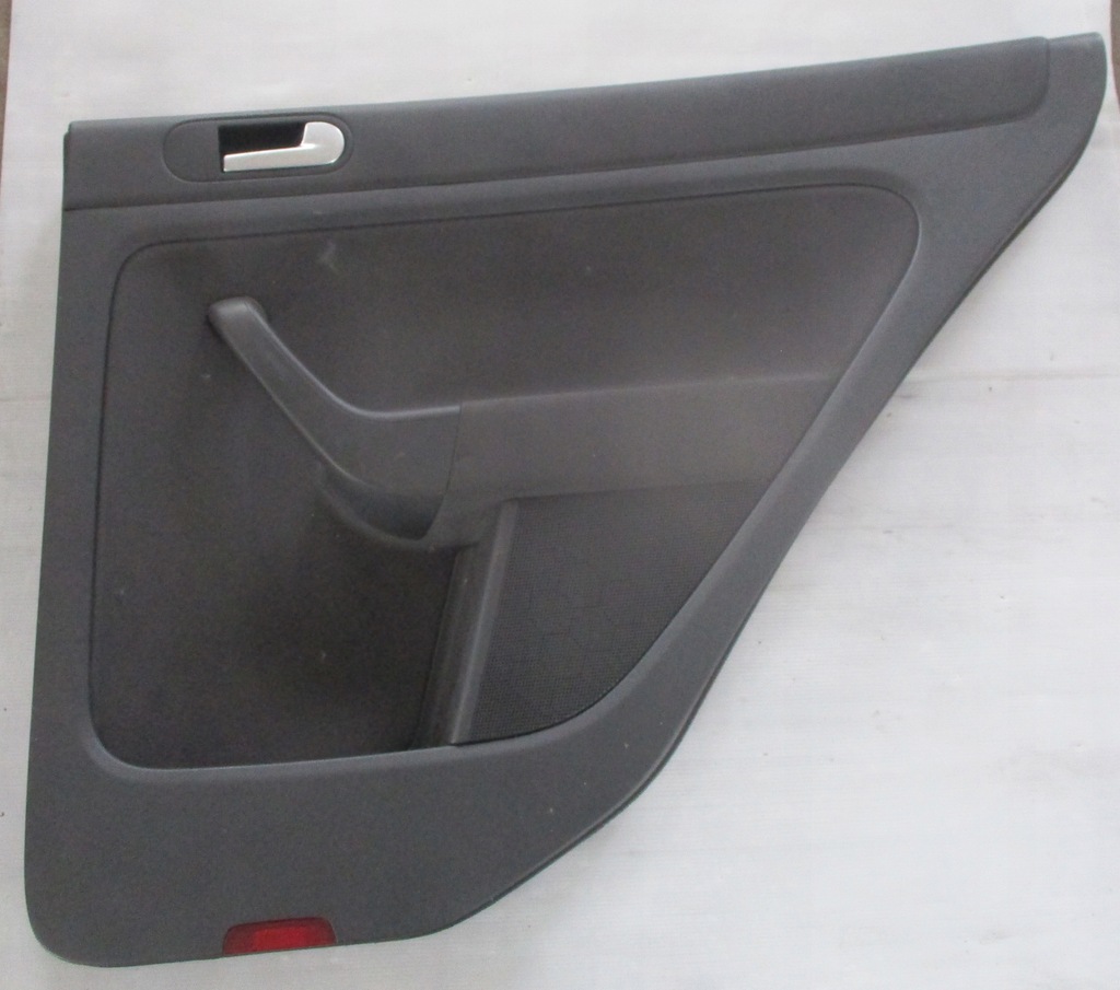 фото №1, Golf v plus оббивка обшивка двері правий задня