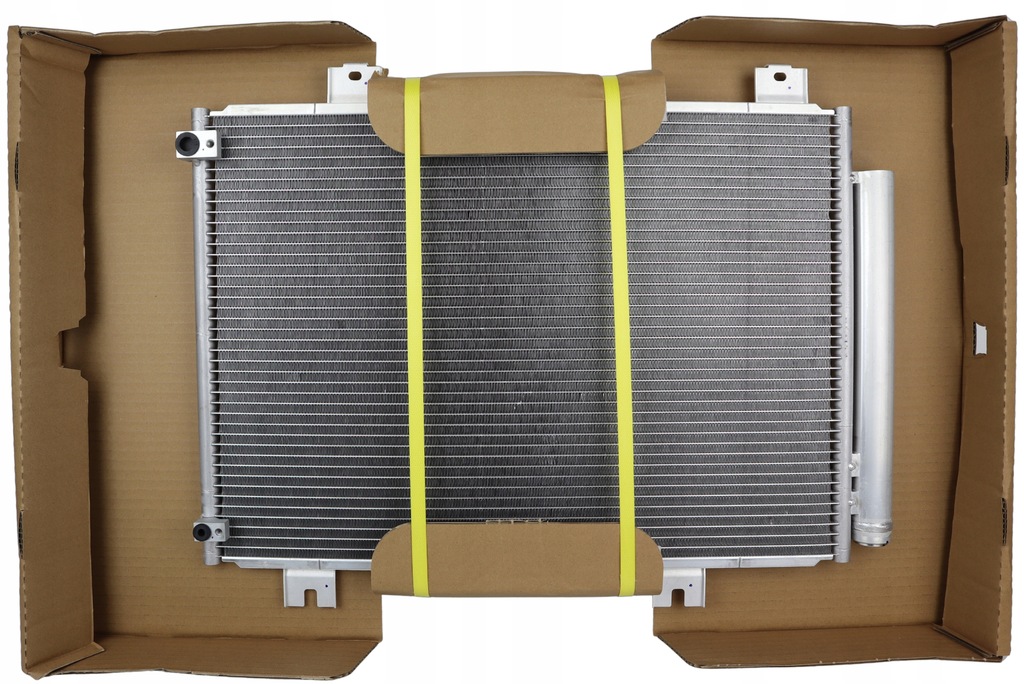 фото №1, Радиатор кондиционера honda hr-v rv 2020 -