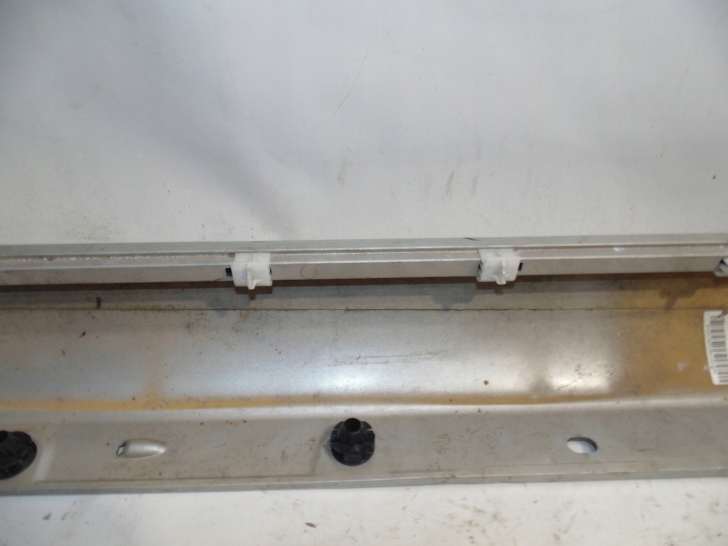 фото №8, Молдинг порог накладка правая mercedes c klasa w203 m.