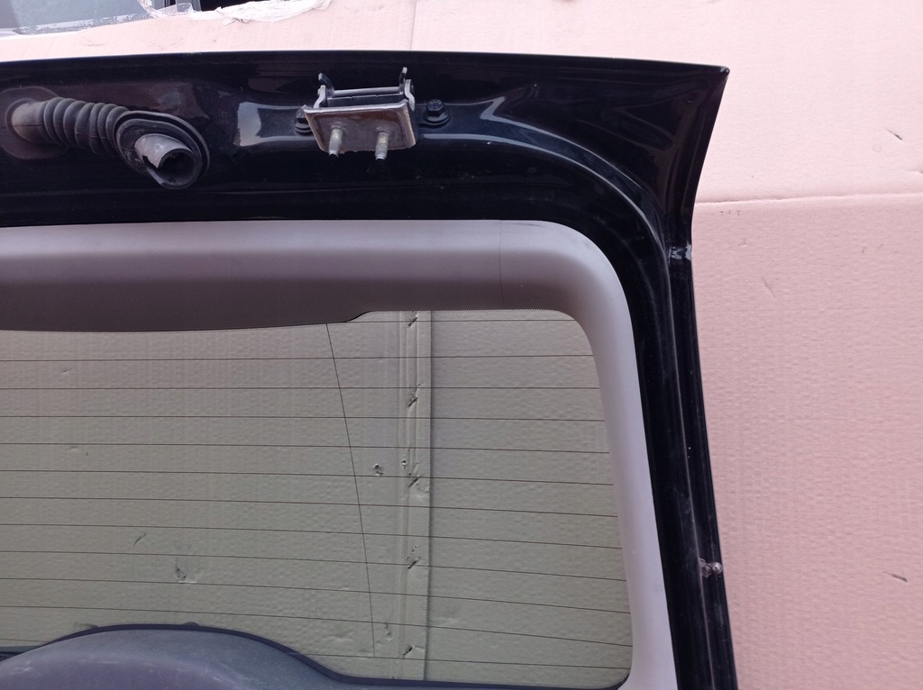 фото №9, Volvo v50 04-07 кришка багажника задня