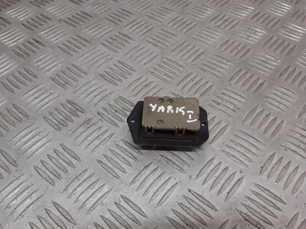 фото №1, Резистор резистор вентилятор toyota yaris i