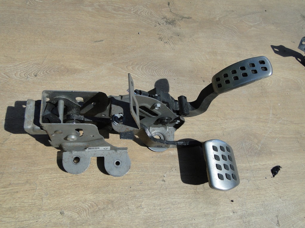 фото №1, Megane iv педаль тормоза gt