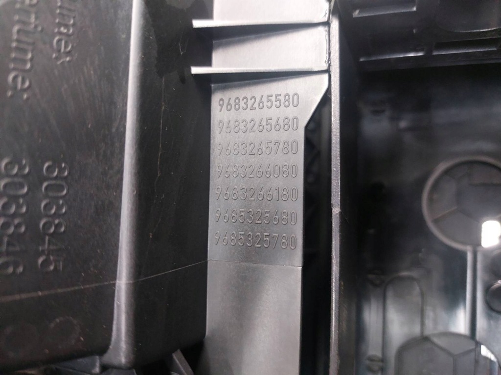 фото №9, Решітка обдув середня + ліва citroen c4 picasso i 9683265580