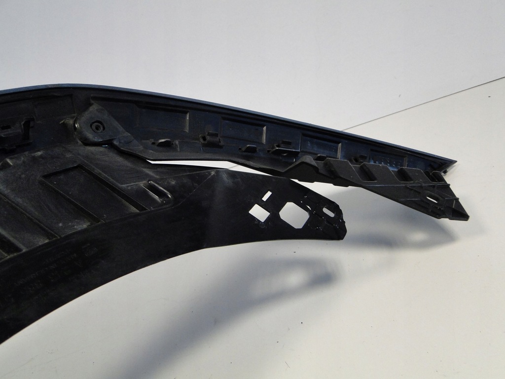 фото №14, Mercedes góra бампера передній eqb 243 x243 a2438802002