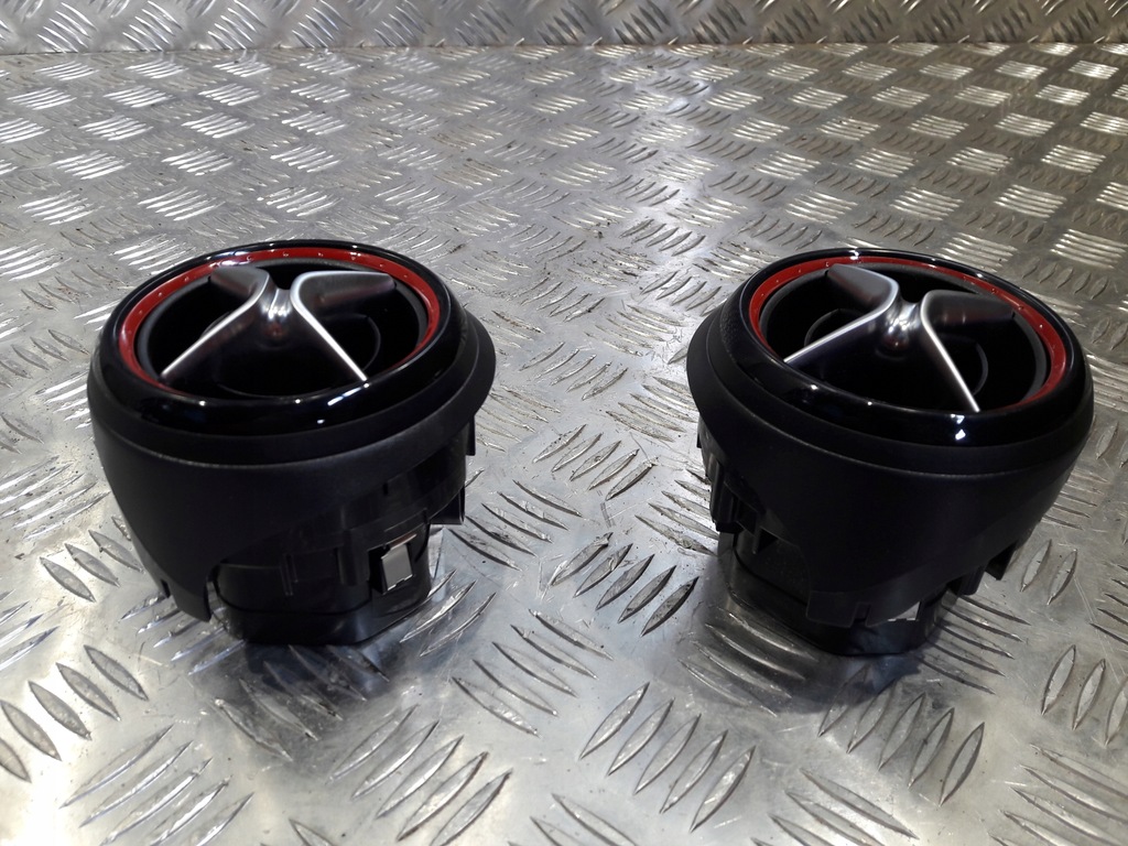 фото №5, Mercedes w176 решётка обдув с консоли a1768301054