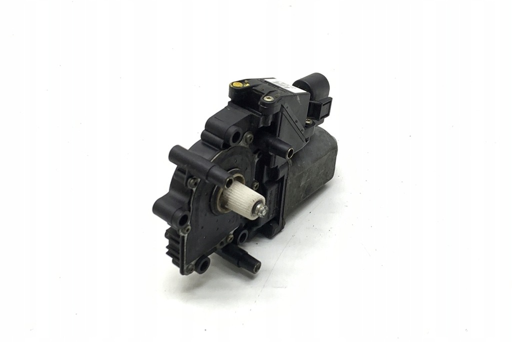 фото №8, Моторчик стекло задних правых дверь audi a6 avant 4a, c4 119019113 2.5l