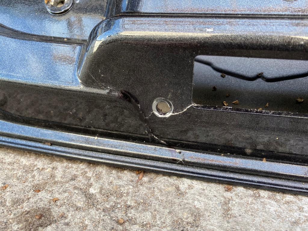 фото №12, Aston martin vantage roadster cabrio крышка багажника