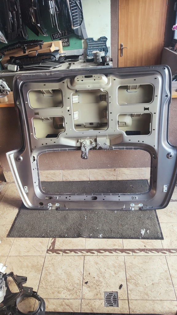 фото №4, Toyota proace verso крышка багажника задняя