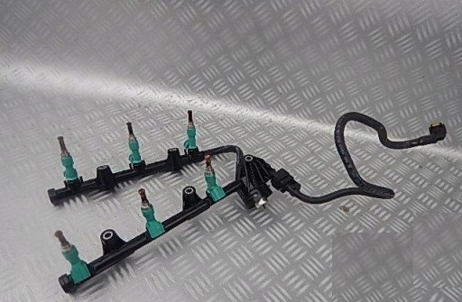 фото №1, Форсунка cr lexus is ii/ toyota auris