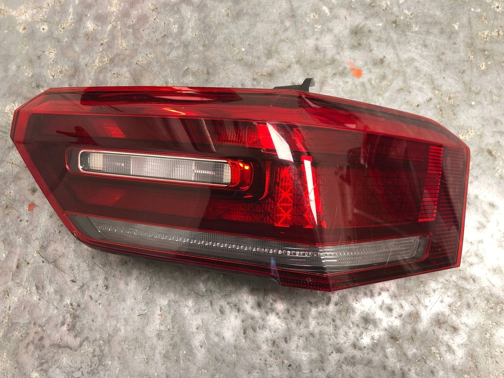 фото №1, Лампа правый задняя vw id3 id.3 10a945208d