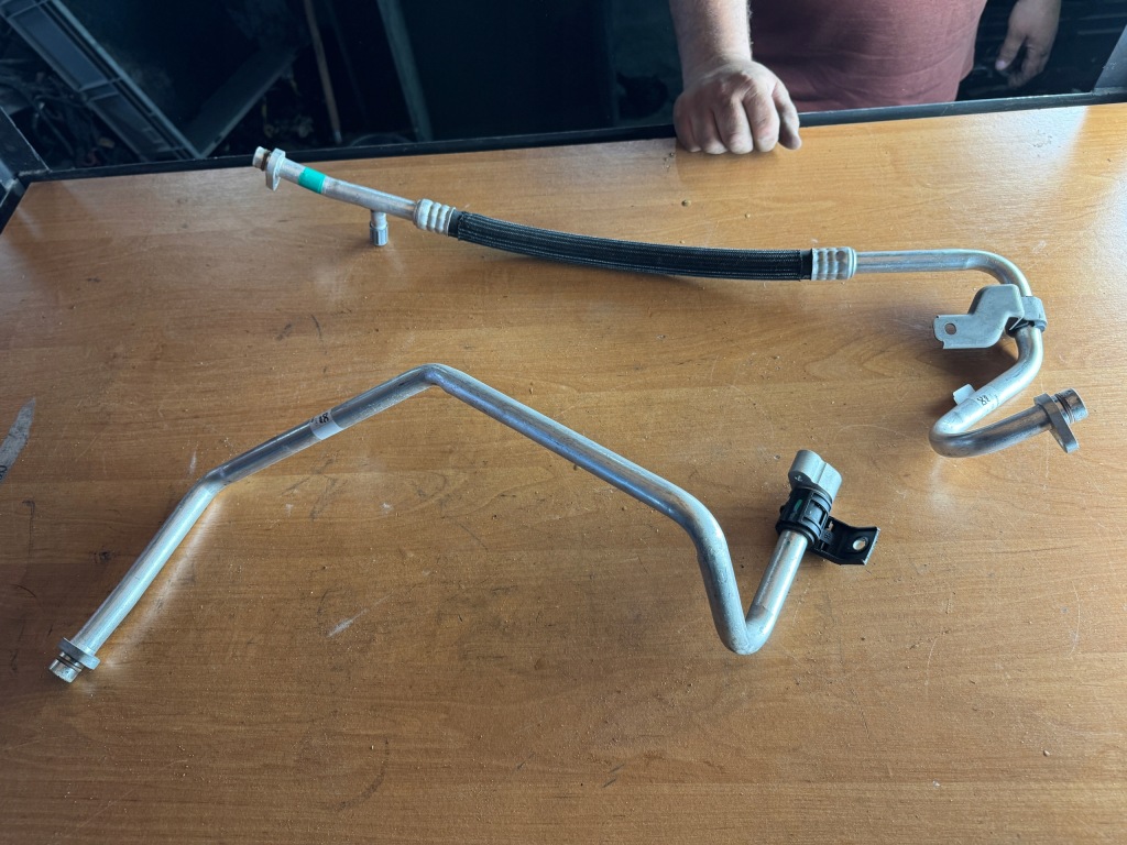 Купить Renault master iii iv movano b пабтрубок  шланг трубка кондиционера 924800018r a