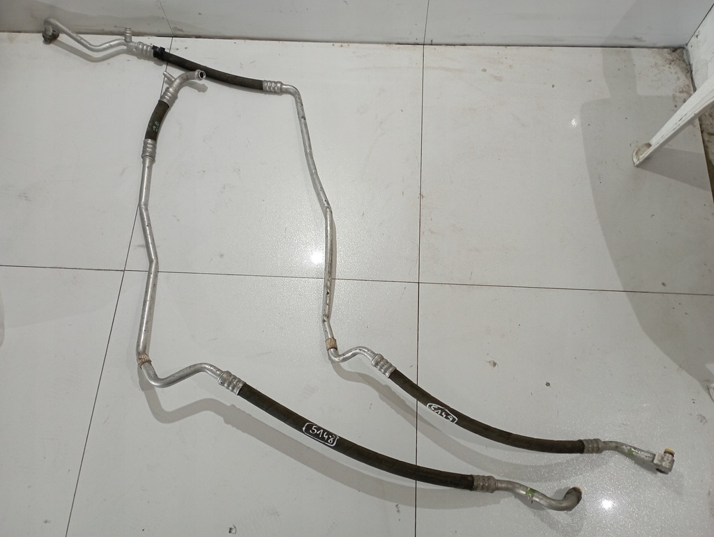 фото №1, Mercedes bklasa w245 шланг провода кондиционера