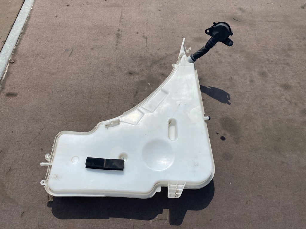 фото №5, Bmw оригинальный номер 7297495 7241664 бак жидкость омывателя - 3 f30 - помпа