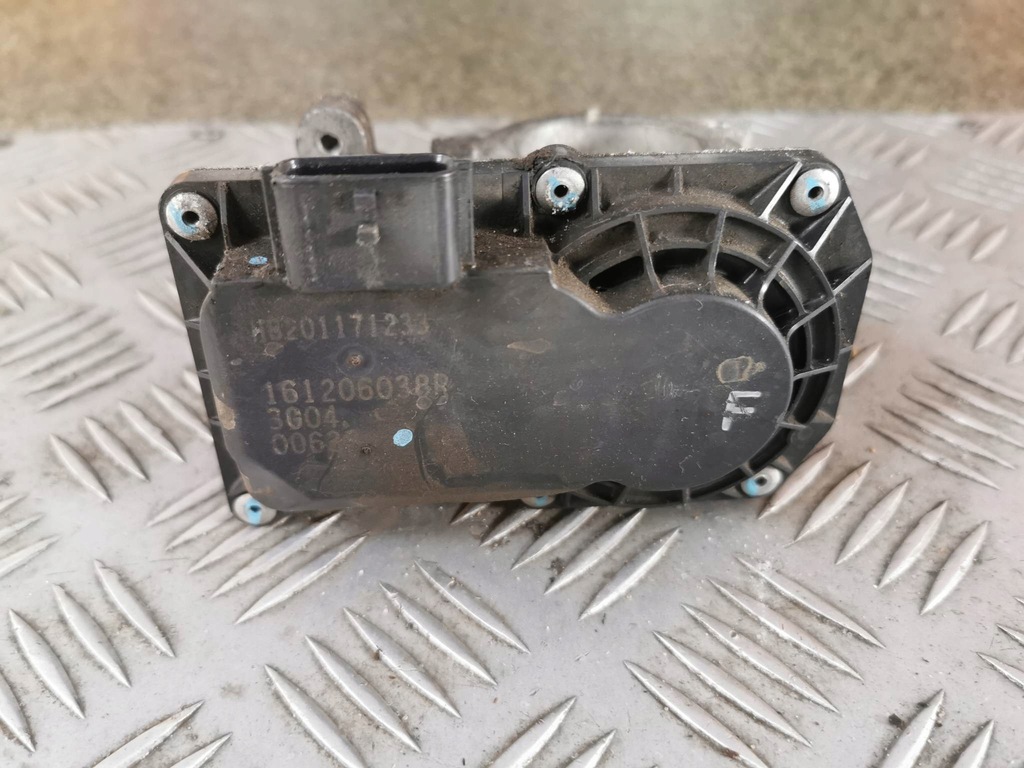фото №4, Дросельна заслінка renault captur 0,9 tce оригінальний номер 161206038r