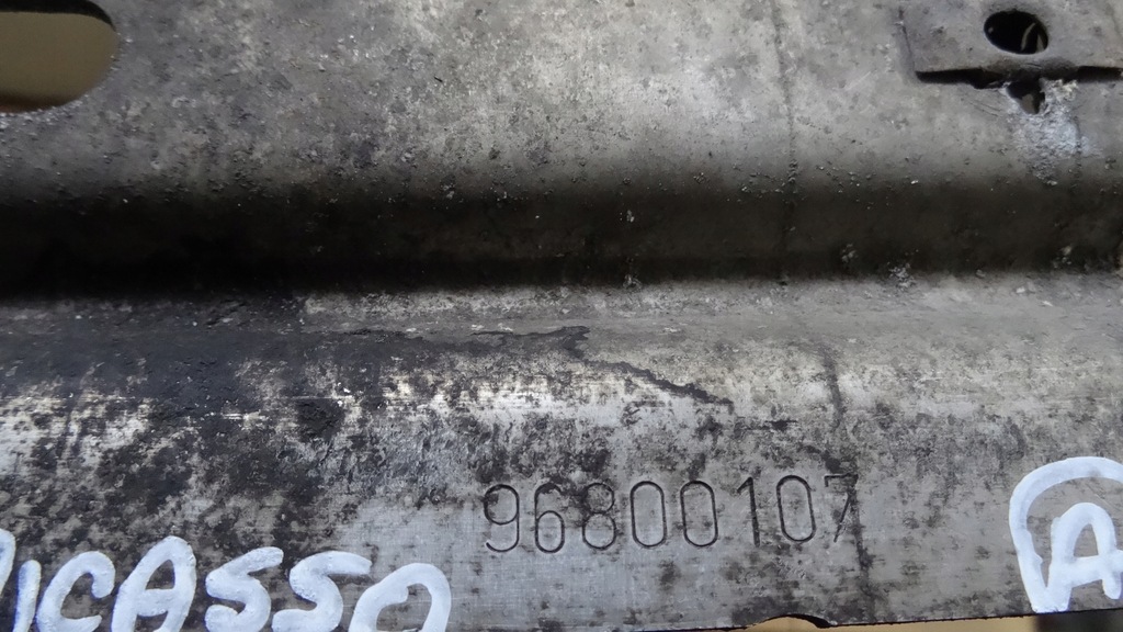 фото №8, C4 picasso 1 i балка pod радиатор 96800107