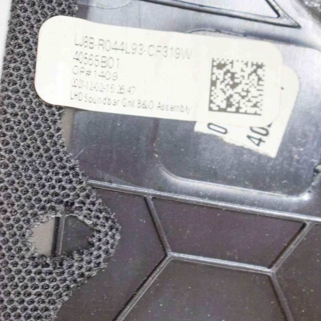 фото №9, Ford mustang mach-e 2022 рамка бардачка панели приборной панели