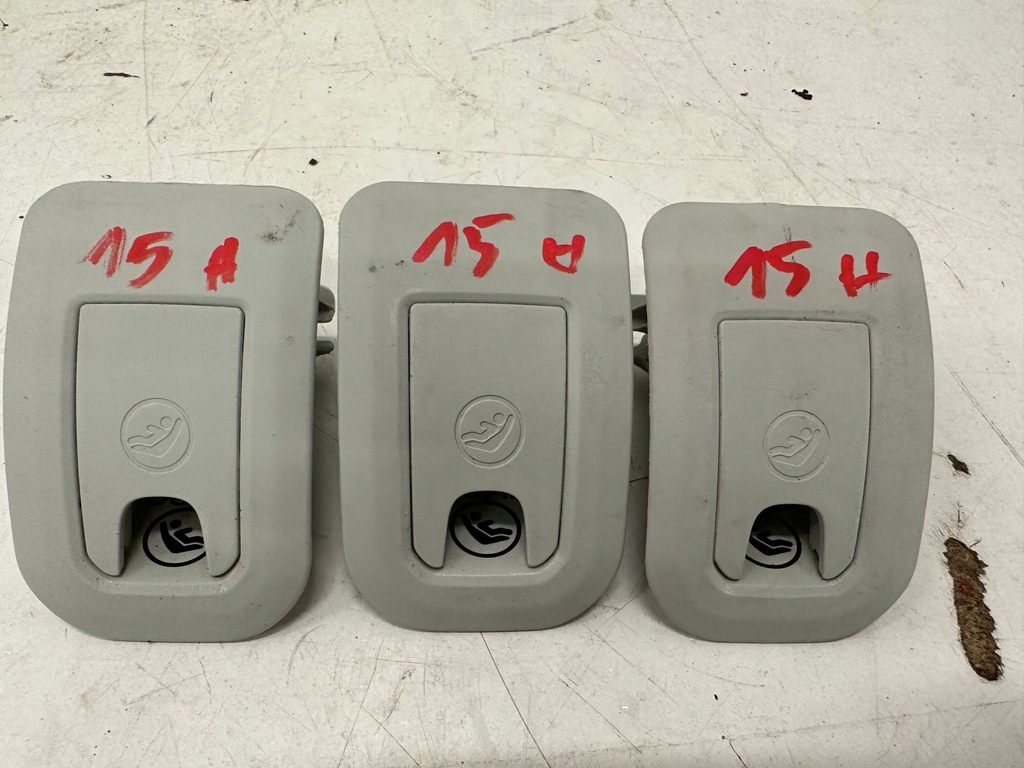 фото №1, Porsche macan защита заглушка isofix 95b887233