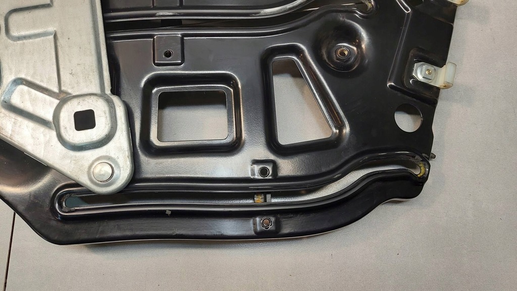 фото №4, Подъемник стекло левый задняя audi a4 b6 cabrio