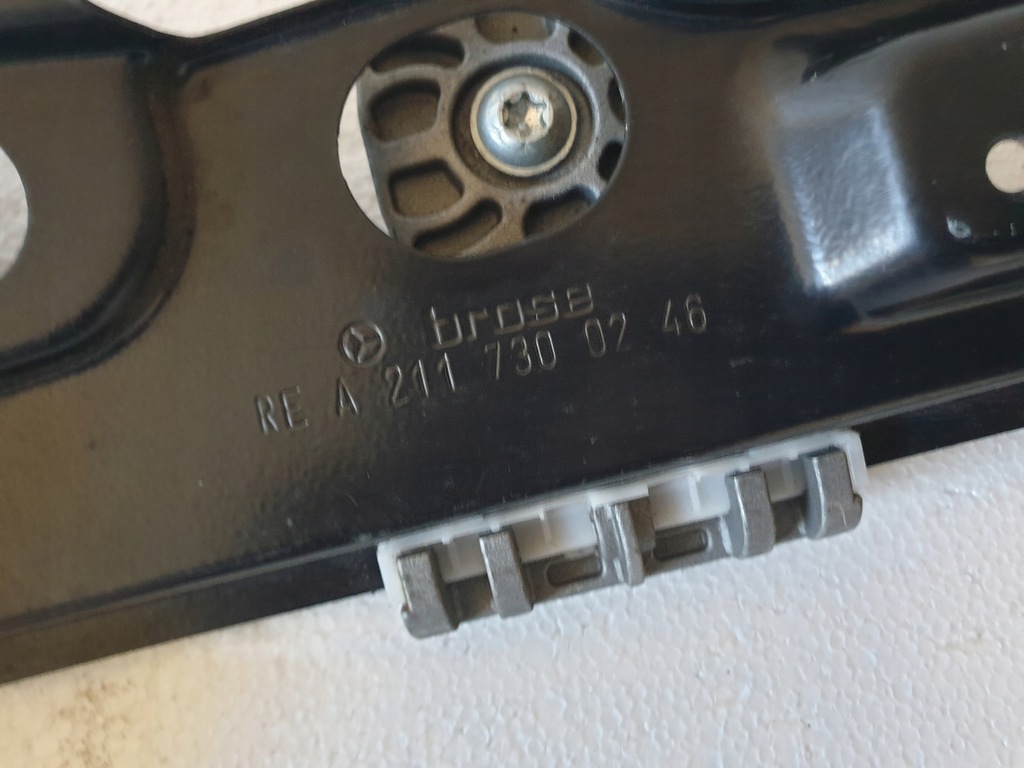 фото №7, Механізм скло правий задня mercedes w211 kombi