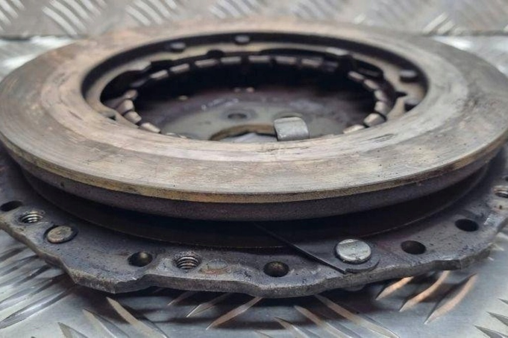 фото №10, Комплект зчеплення vw golf iii 1h1 027105273d 1.9l дизель 55kw 1993