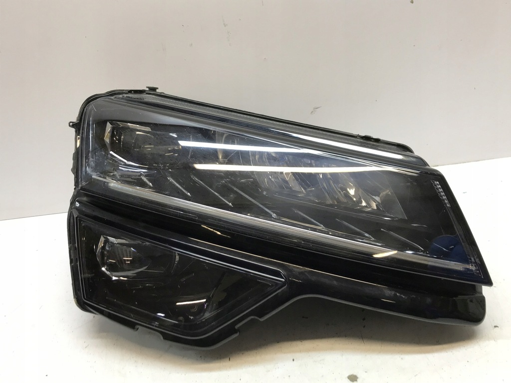 фото №10, Skoda karoq правая лампа перед full led 57b941016c