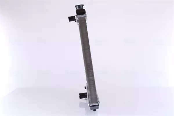 Радіатор двигуна nissens Оригінал