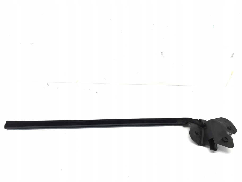 фото №5, Bmw 4 f36 прокладка треугольник дверь левая 7310211