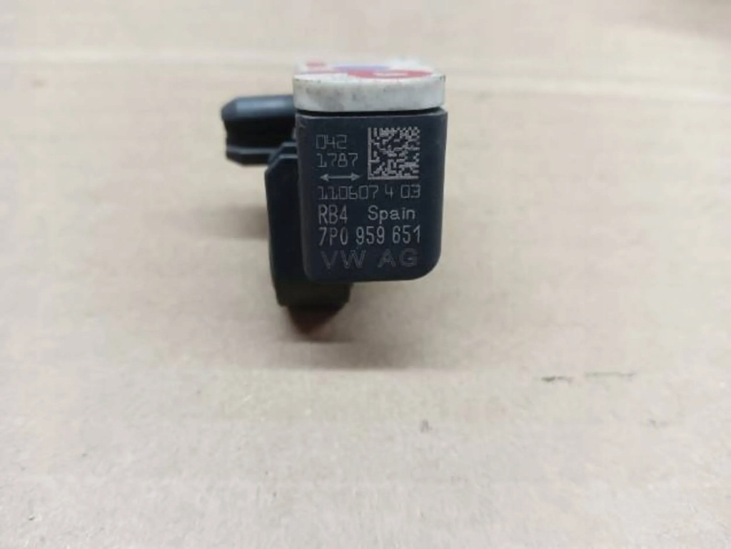 фото №5, Датчик удара vw up mii citigo cayenne touareg 7p0959651