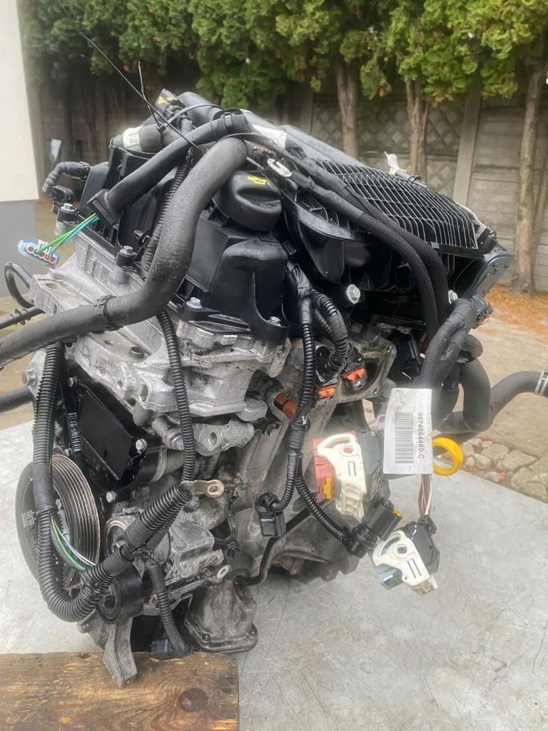 Двигатель citroen c3 2 peugeot 208 1,2 vti hm01 10b208 комплектный Доставка